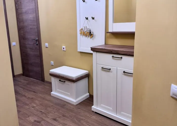 Spacious Sunny Flat With 2 Bedrooms In The Heart Of 公寓